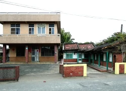 Sửa nhà cho bố mẹ hết 700 triệu, 2 năm sau về thăm, người con chết lặng