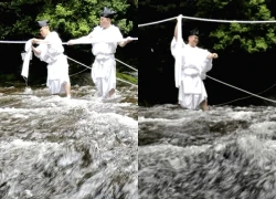 Thay dây thừng thiêng để cầu chúc may mắn dịp năm mới ở Nhật Bản