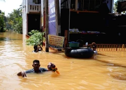 Ấn Độ tăng cường cứu trợ Sri Lanka sau bão Ditwah