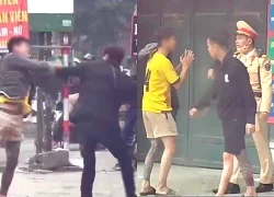Cán bộ CSGT ngăn chặn 2 kẻ xăm trổ hành hung nam thanh niên giữa đường