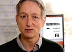 'Cha đẻ của AI' cảnh báo về tình trạng thất nghiệp hàng loạt