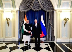 Chuyến công du phản ánh vị thế toàn cầu của Tổng thống Pháp và Tổng thống Nga