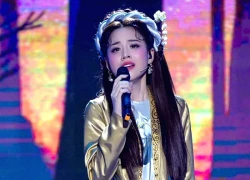 Cô gái trẻ gây chú ý khi hát nhạc Lam Phương là ai?