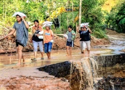 Indonesia huy động tổng lực ứng phó lũ lụt tại Sumatra