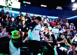 Một cựu vương CKTG chính thức thất nghiệp, xác định luôn tương lai buồn