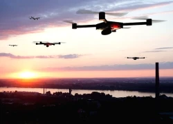 Pháp bắn hạ UAV xâm phạm căn cứ hạt nhân le Longue