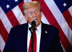 Tổng thống Trump thừa nhận Ukraine đang có nhiều bất lợi