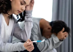 Vợ chồng nuôi dưỡng tình yêu trong hành trình điều trị hiếm muộn