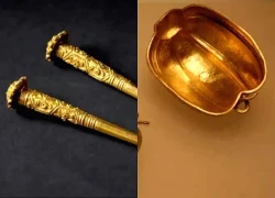 Công trường dừng thi công khẩn cấp vì máy xúc đào trúng vật cứng, kho báu hơn 11.000 tỷ đồng dưới hố sâu 2m được đào lên