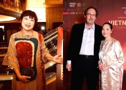 Diễn viên Lê Vi hiếm hoi xuất hiện cùng chồng Pháp, đạo diễn 'Mưa đỏ' hơn cả vui