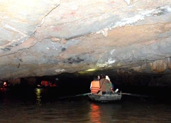 Khám phá hang động có nhũ đá hình tượng Phật ngồi thiền ở Ninh Bình