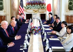 Nhật Bản và Hàn Quốc lo lắng về chính sách ngoại giao của Mỹ