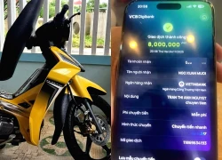 Thiếu tá công an bán "kỷ vật" lấy tiền ủng hộ người dân vùng lũ