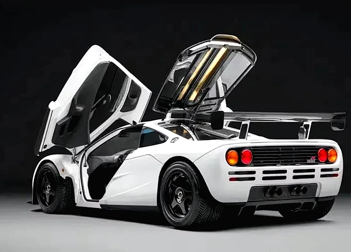 Bất ngờ loạt linh kiện ô tô bình dân trên các siêu xe huyền thoại