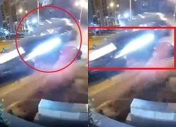 Cảnh "xe điên" bay vọt lên không trung, vượt qua 2 ô tô như phim hành động