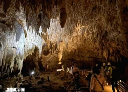 Động Gyokusendo-Kỳ quan thạch nhũ tráng lệ ở Okinawa