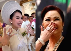 Cả nhà Tiên Nguyễn chỉ đeo kim cương ở lễ cưới, liền bị so với bà Phương Hằng