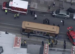 Sự cố dừng xe điện cáp ở San Francisco (Mỹ) khiến 15 người bị thương