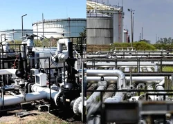 Thượng nghị sĩ Mỹ trình dự luật lưỡng đảng chặn mọi tác nhân giao dịch dầu Nga