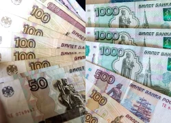 Đồng ruble tăng mạnh nhất hơn 30 năm, đứng đầu trong các đồng tiền trên thế giới