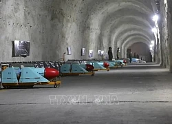 Iran 'khoe' căn cứ tên lửa mới dưới lòng đất