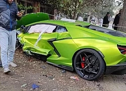 Kỹ thuật viên gây tai nạn cho siêu xe Lamborghini Revuelto trong ngày bàn giao đến khách hàng