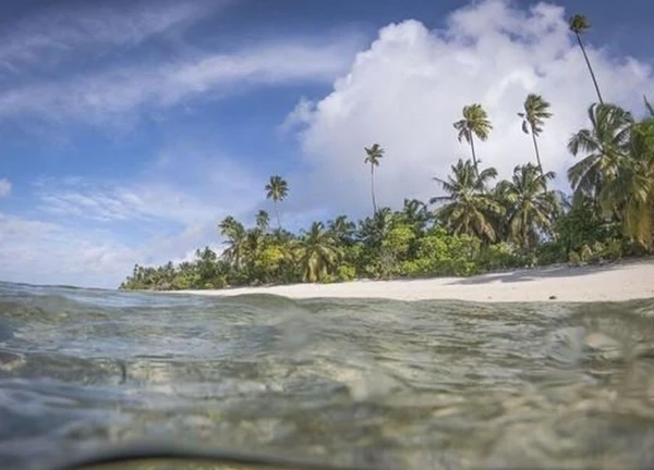 Hòn đảo đẹp ngoạn mục ngang Maldives