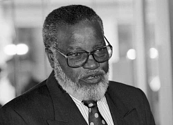 Cựu Tổng thống Namibia Sam Nujoma qua đời