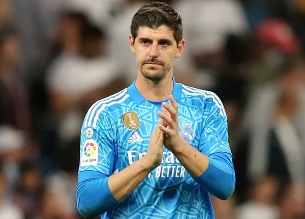 Thủ môn Thibaut Courtois: Tôi không thể đến MU vì De Gea