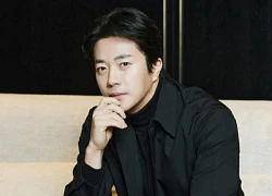 Mỹ nam 'Nấc thang lên thiên đường' Kwon Sang Woo phong độ ở tuổi 49