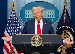 Tổng thống Trump tuyên bố ngừng viện trợ quân sự cho Kiev