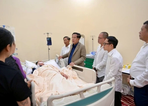 Anh trai ông Hun Sen qua đời