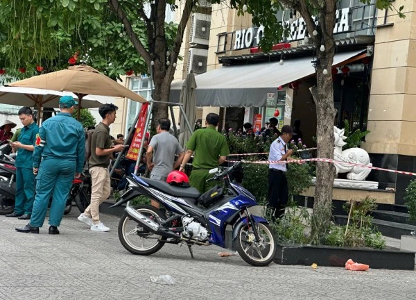 Bé trai 6 tuổi tử vong nghi do rơi từ lầu chung cư ở TPHCM