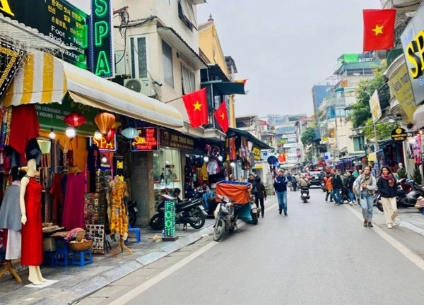 Khoảng 1,85 triệu lượt khách quốc tế đến Hà Nội trong 3 tháng đầu năm