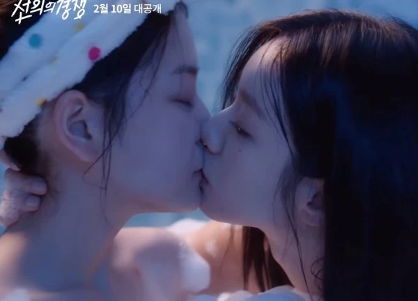Hyeri vô cùng thoải mái khi hôn bạn diễn nữ