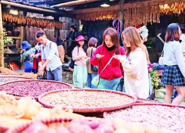 Sôi động du lịch dịp lễ 30/4-1/5