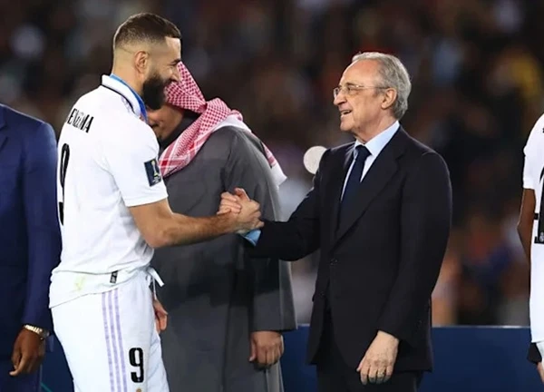 Benzema ẩn ý quay lại Real Madrid