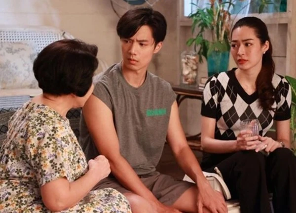 Chồng ngoại tình đúng ngày cưới, tôi vẫn ngọt ngào rồi ra một cú 'chốt hạ' khiến anh trở tay không kịp