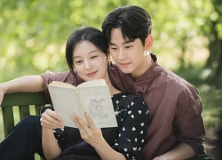 Kim Soo Hyun lộ sở thích đặc biệt dành cho các bạn gái: Từ Kim Sae Ron giờ đến lượt Kim Ji Won!