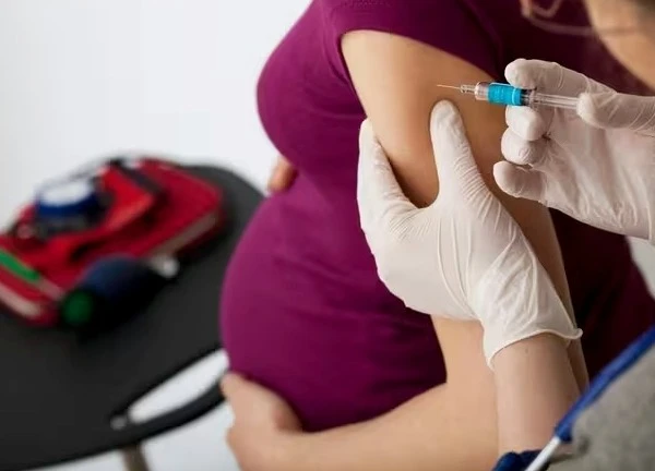 Một loại vaccine phụ nữ mang thai không nên bỏ qua