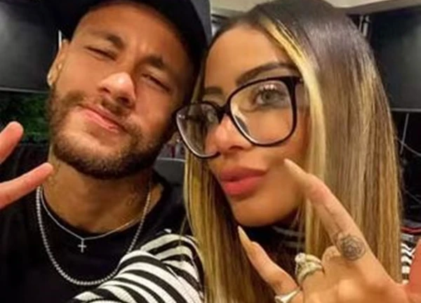 Neymar gặp dớp khó phá