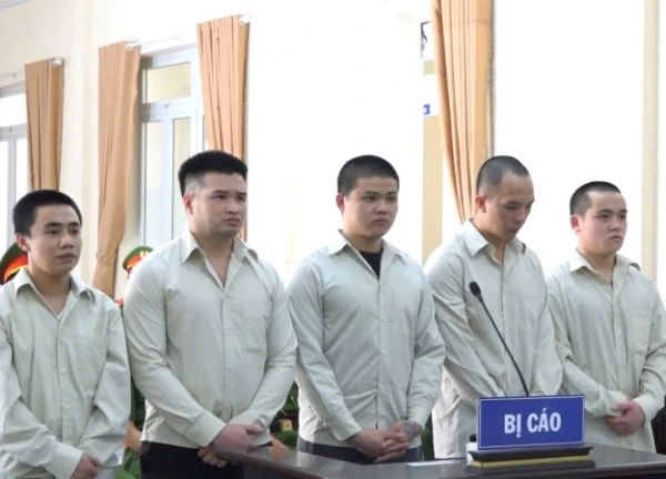 Nhóm đối tượng mua bán trái phép chất ma túy lĩnh 58 năm tù