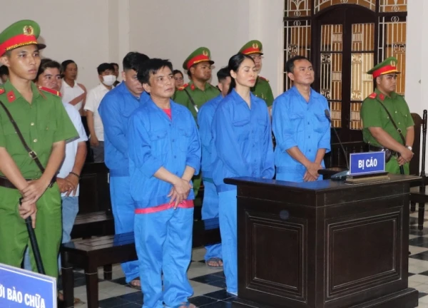 Tuyên án các bị cáo "phù phép" hồ sơ ở Trung tâm đăng kiểm xe cơ giới 84-02D Trà Vinh