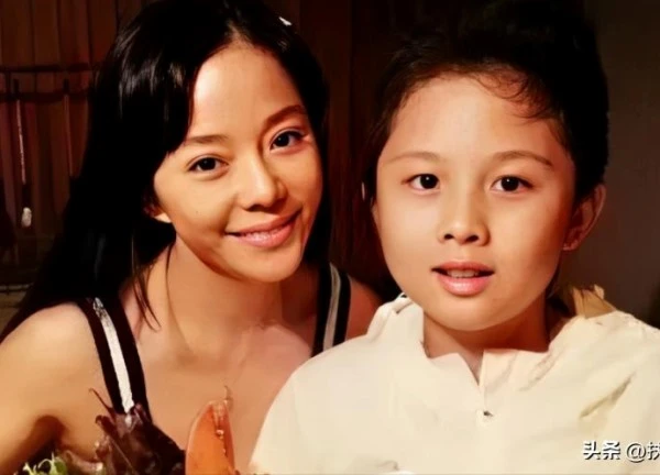 "Đệ nhất mỹ nhân xứ Đài" và "tình mẫu tử dị dạng" tạo nên 1 tên tội phạm nguy hiểm