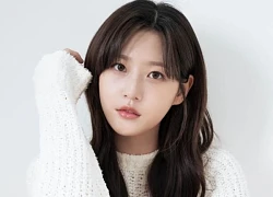 Mẹ Kim Sae Ron phản bác về người dì "giả" của cố diễn viên: "Chúng tôi gần gũi hơn cả ruột thịt"