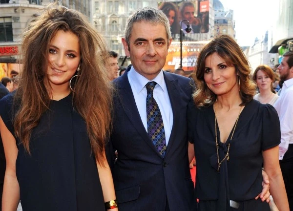 Con gái của 'Mr. Bean' Rowan Atkinson kể cú sốc cha mẹ ly hôn