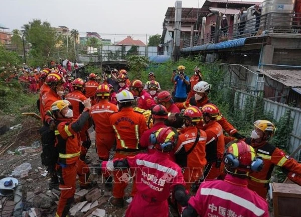 Động đất tại Myanmar: Ứng dụng dịch thuật phát triển trên nền tảng DeepSeek giúp cứu hộ động đất