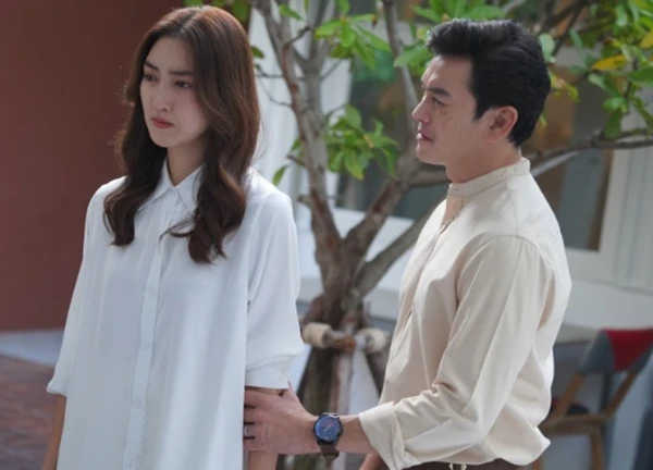 Mẹ đẻ ốm nặng, gọi điện nhưng không con nào nhấc máy, đến khi các con gọi lại, chỉ nói được một câu khiến mẹ đau trào nước mắt