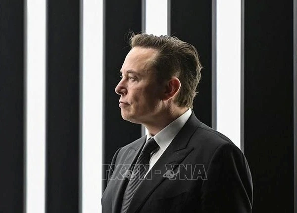 Tỷ phú Elon Musk trở lại ngôi vị người giàu nhất thế giới