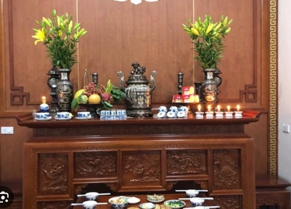 Bàn thờ có 3 thứ này Chặn Cửa Tài Lộc: Càng giữ lại càng nghèo khổ, vứt ngay còn kịp